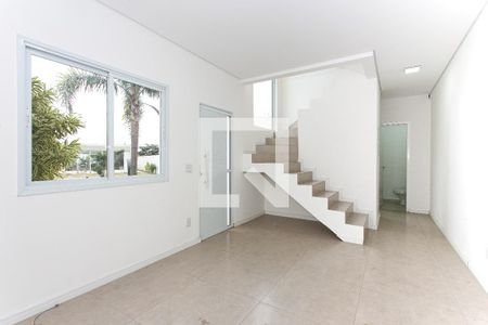 Sala de casa de condomínio para alugar com 3 quartos, 121m² em Jardim Semiramis, Cotia