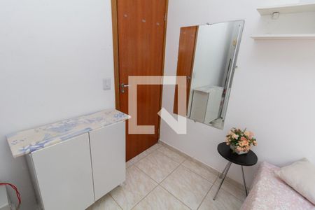 Quarto 1 de apartamento para alugar com 2 quartos, 43m² em Vila Santa Teresa (zona Leste), São Paulo