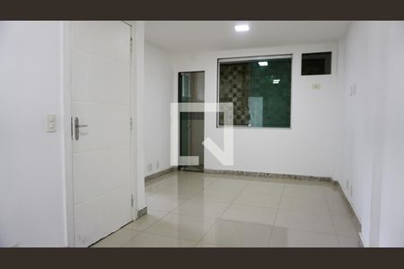 Sala de apartamento para alugar com 2 quartos, 72m² em Freguesia (jacarepaguá), Rio de Janeiro