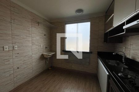 Cozinha  de apartamento para alugar com 2 quartos, 57m² em Parque Residencial Casa Branca, Suzano