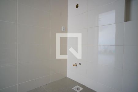 Banheiro Corredor de apartamento para alugar com 1 quarto, 47m² em São Geraldo, Porto Alegre
