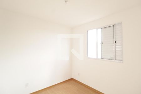 Quarto 1 de apartamento para alugar com 2 quartos, 55m² em Jardim Patricia, Uberlândia