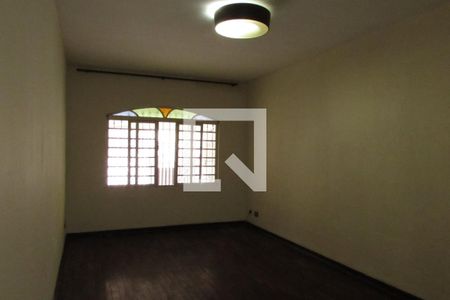 Sala de estar de casa à venda com 3 quartos, 125m² em Vila Polopoli, São Paulo