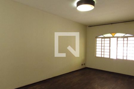 Sala de estar de casa à venda com 3 quartos, 125m² em Vila Polopoli, São Paulo