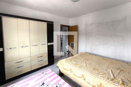 Casa à venda com 250m², 3 quartos e 2 vagas Casa à venda com 250m², 3 quartos e 2 vagasQuarto 2