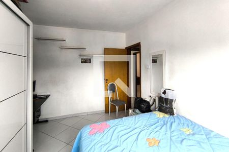 Casa à venda com 250m², 3 quartos e 2 vagas Casa à venda com 250m², 3 quartos e 2 vagasQuarto 3