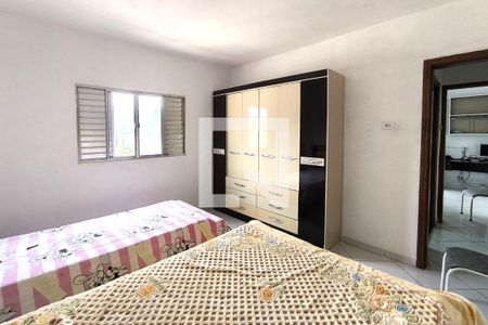 Casa à venda com 250m², 3 quartos e 2 vagas Casa à venda com 250m², 3 quartos e 2 vagasQuarto 2