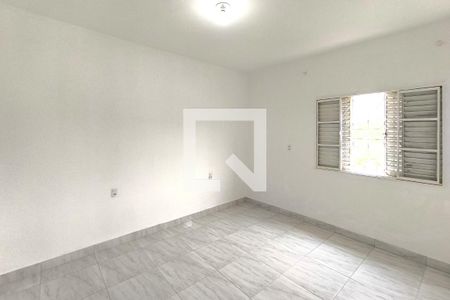Casa à venda com 250m², 3 quartos e 2 vagas Casa à venda com 250m², 3 quartos e 2 vagasQuarto 2 - Casa 02