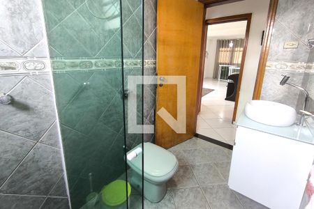 Casa à venda com 250m², 3 quartos e 2 vagas Casa à venda com 250m², 3 quartos e 2 vagasBanheiro
