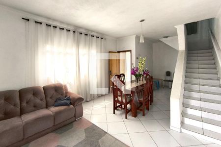 Sala de casa à venda com 5 quartos, 323m² em Jardim Copacabana, Jundiaí