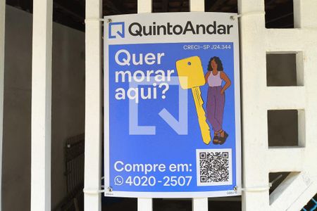 Casa à venda com 250m², 3 quartos e 2 vagas Casa à venda com 250m², 3 quartos e 2 vagasPlaquinha