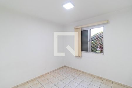 Quarto 01 de apartamento à venda com 2 quartos, 57m² em Vila Castelo Branco, Campinas