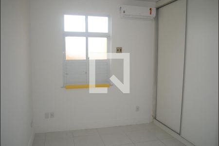 Suíte 1 de casa para alugar com 3 quartos, 200m² em Stiep, Salvador