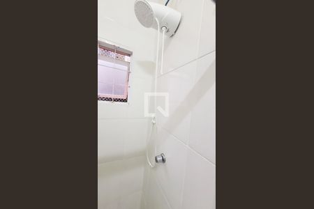 Banheiro Social de kitnet/studio para alugar com 1 quarto, 35m² em Novo Taquaral, Campinas