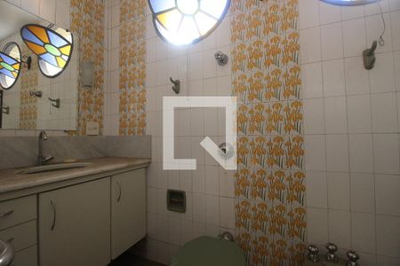 Banheiro  de apartamento à venda com 3 quartos, 98m² em Sion, Belo Horizonte