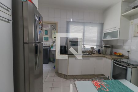 Apartamento à venda com 117m², 3 quartos e 3 vagas Apartamento à venda com 117m², 3 quartos e 3 vagasCozinha