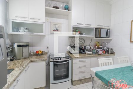 Apartamento à venda com 117m², 3 quartos e 3 vagas Apartamento à venda com 117m², 3 quartos e 3 vagasCozinha