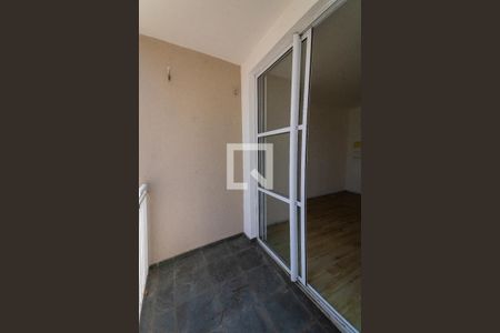 Varanda de apartamento para alugar com 3 quartos, 69m² em Vila Cunha Bueno, São Paulo