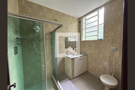 Banheiro de casa para alugar com 2 quartos, 86m² em Marechal Hermes, Rio de Janeiro