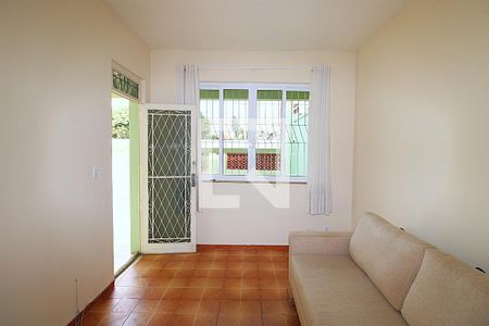 Sala de casa para alugar com 2 quartos, 86m² em Marechal Hermes, Rio de Janeiro