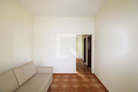 Sala de casa para alugar com 2 quartos, 86m² em Marechal Hermes, Rio de Janeiro