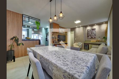 Sala de apartamento à venda com 2 quartos, 70m² em Serra, Belo Horizonte