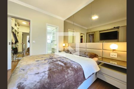 Quarto Suíte - closet de apartamento à venda com 2 quartos, 70m² em Serra, Belo Horizonte