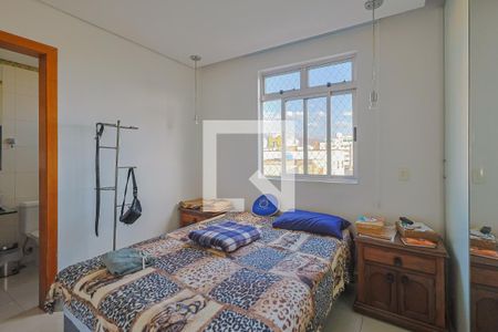 Quarto 2 - Suíte de apartamento para alugar com 3 quartos, 80m² em Sagrada Família, Belo Horizonte