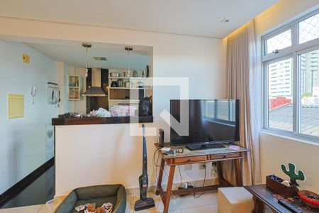 Sala de apartamento para alugar com 3 quartos, 80m² em Sagrada Família, Belo Horizonte