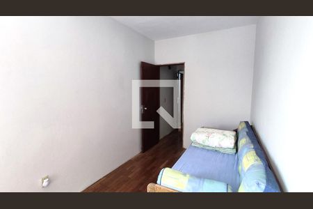 Casa à venda com 300m², 3 quartos e 3 vagas Casa à venda com 300m², 3 quartos e 3 vagasQuarto 3
