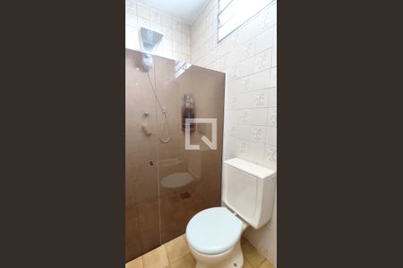 Casa à venda com 300m², 3 quartos e 3 vagas Casa à venda com 300m², 3 quartos e 3 vagasBanheiro da Suíte