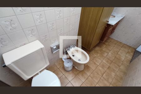 Casa à venda com 300m², 3 quartos e 3 vagas Casa à venda com 300m², 3 quartos e 3 vagasBanheiro da Suíte