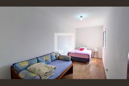 Casa à venda com 300m², 3 quartos e 3 vagas Casa à venda com 300m², 3 quartos e 3 vagasQuarto 3
