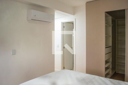 Quarto de apartamento para alugar com 2 quartos, 70m² em Cristal, Porto Alegre