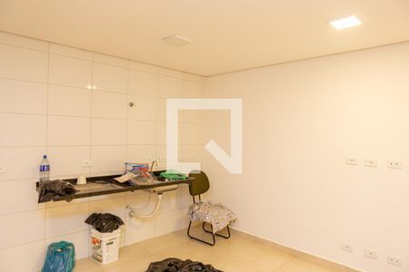 Sala/Cozinha/Área de Serviço de apartamento à venda com 1 quarto, 30m² em Vila Pierina, São Paulo