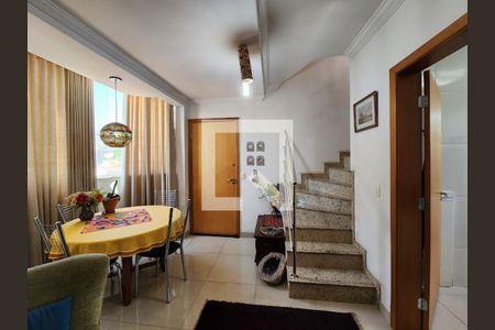 sala  de apartamento para alugar com 3 quartos, 150m² em Alto Barroca, Belo Horizonte