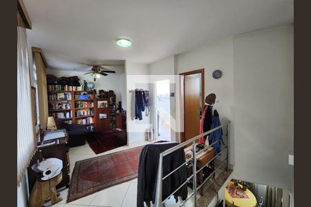 quarto  de apartamento para alugar com 3 quartos, 150m² em Alto Barroca, Belo Horizonte