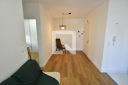 Sala de apartamento para alugar com 2 quartos, 45m² em Cambuí, Campinas