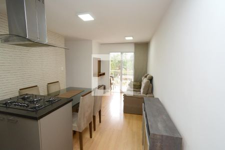 Sala/Cozinha de apartamento para alugar com 3 quartos, 63m² em Vila Inglesa, São Paulo