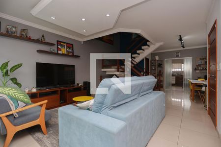 Sala de estar de casa para alugar com 4 quartos, 262m² em Santa Teresinha, São Paulo