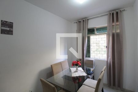 Sala de apartamento à venda com 3 quartos, 67m² em Heliópolis, Belo Horizonte