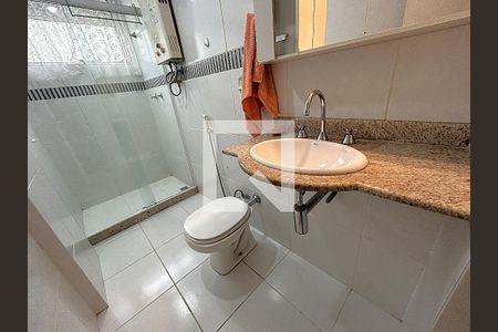 Banheiro de apartamento para alugar com 2 quartos, 58m² em Todos Os Santos, Rio de Janeiro