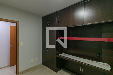 Quarto 1 de apartamento para alugar com 4 quartos, 129m² em Alto Caiçaras, Belo Horizonte