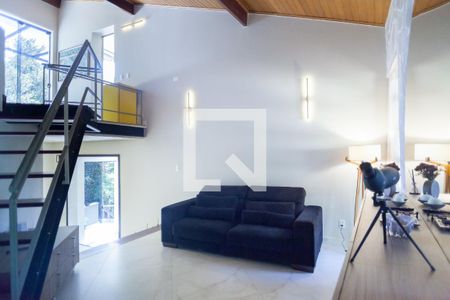 sala de tv de casa de condomínio à venda com 4 quartos, 480m² em Retiro do Chalé, Brumadinho