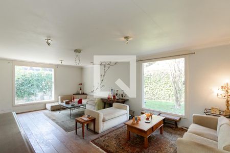 Sala de casa para alugar com 4 quartos, 600m² em Jardim Petropolis, São Paulo