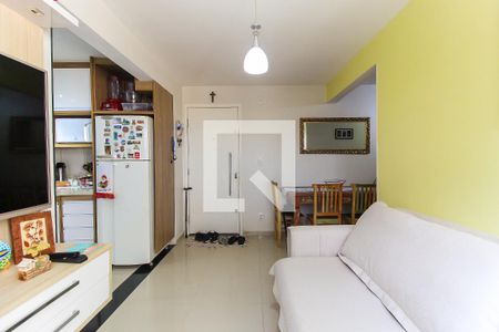 Sala  de apartamento à venda com 2 quartos, 45m² em Vila Curuçá, São Paulo