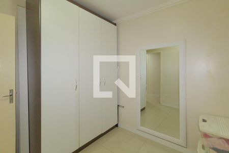 Quarto 1 de casa de condomínio à venda com 3 quartos, 68m² em Olaria, Canoas