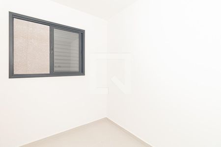 Quarto 1 de apartamento para alugar com 2 quartos, 40m² em Vila Nivi, São Paulo