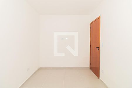 Quarto 2 de apartamento para alugar com 2 quartos, 40m² em Vila Nivi, São Paulo