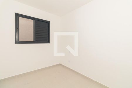 Quarto 2 de apartamento para alugar com 2 quartos, 40m² em Vila Nivi, São Paulo